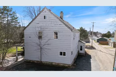 429 S 4th Ave E, Ely, MN 55731 - Photo 5