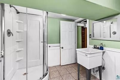2515 E 6th St, Duluth, MN 55812 - Photo 41