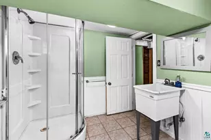 2515 E 6th St, Duluth, MN 55812 - Photo 41