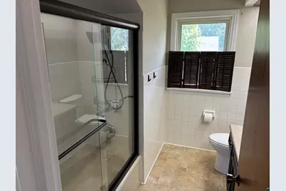 2227 W 22nd St, Duluth, MN 55811 - Photo 29