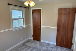 2227 W 22nd St, Duluth, MN 55811 - Photo 33