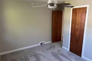 2227 W 22nd St, Duluth, MN 55811 - Photo 35