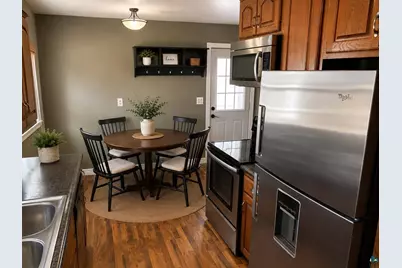 2227 W 22nd St, Duluth, MN 55811 - Photo 7