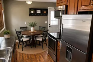 2227 W 22nd St, Duluth, MN 55811 - Photo 7
