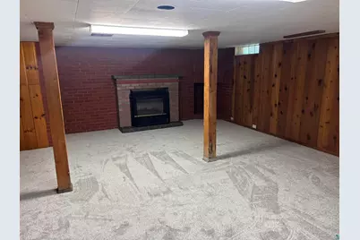 2227 W 22nd St, Duluth, MN 55811 - Photo 39