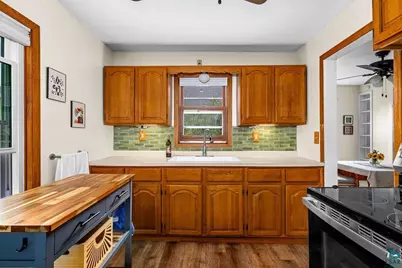 305 W Faribault St, Duluth, MN 55803 - Photo 9