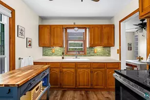 305 W Faribault St, Duluth, MN 55803 - Photo 9