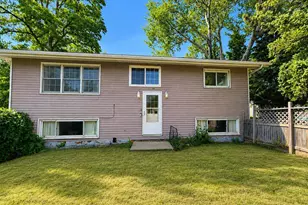 529 S 65th Ave W, Duluth, MN 55807 - Photo 1