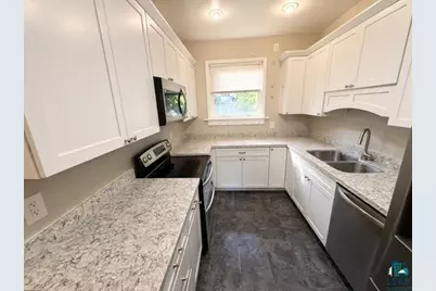 6220 E Superior St, Duluth, MN 55804 - Photo 11