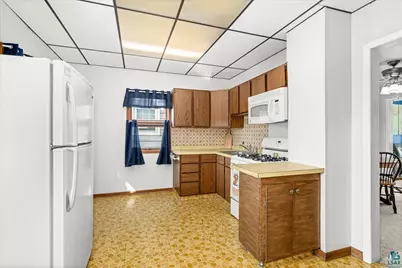 25 S 64th Ave W, Duluth, MN 55807 - Photo 11