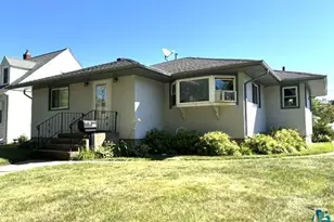 2418 E 8th Ave, Hibbing, MN 55746 - Photo 1