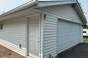 6085 Hwy 1, Silver Bay, MN 55614 - Photo 5
