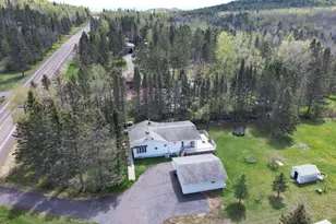 6085 Hwy 1, Silver Bay, MN 55614 - Photo 7