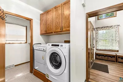 102 E Gary St, Duluth, MN 55808 - Photo 9