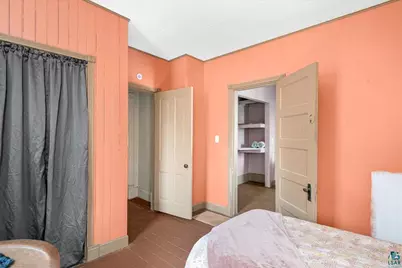 604 E 11th St, Duluth, MN 55805 - Photo 25