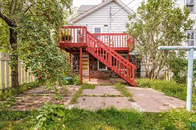 604 E 11th St, Duluth, MN 55805 - Photo 35