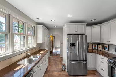4214 Robinson St, Duluth, MN 55804 - Photo 17