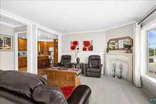 77 Arbutus Dr, Duluth, MN 55810 - Photo 7