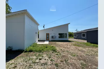 6311 Sherburne St, Duluth, MN 55807 - Photo 3