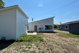 6311 Sherburne St, Duluth, MN 55807 - Photo 3