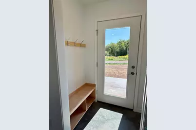 6315 Sherburne St, Duluth, MN 55807 - Photo 9