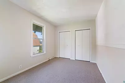 1511 E 4th St, Duluth, MN 55812 - Photo 13