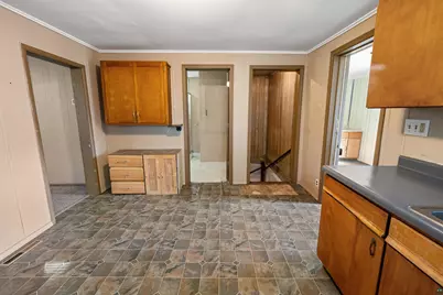 412 N 16th St, Virginia, MN 55792 - Photo 5