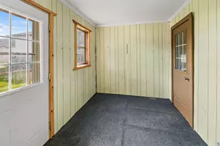 412 N 16th St, Virginia, MN 55792 - Photo 27