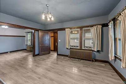 1928 E 5th St, Duluth, MN 55812 - Photo 11