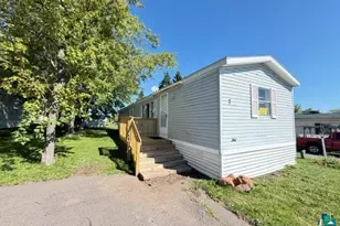 7 Juniper Ln, Duluth, MN 55810 - Photo 1