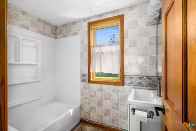 13009 W 2nd St, Duluth, MN 55808 - Photo 15