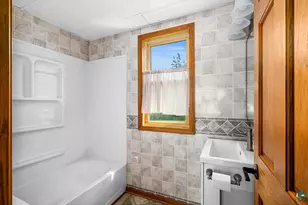 13009 W 2nd St, Duluth, MN 55808 - Photo 15