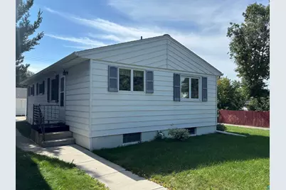 408 S 7th Ave E, Ely, MN 55731 - Photo 3