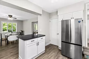 202 W Austin St, Duluth, MN 55803 - Photo 11