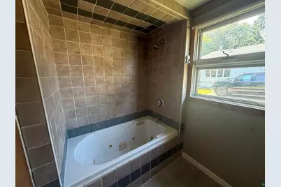 413 N 80th Ave W, Duluth, MN 55807 - Photo 5