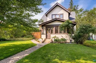 409 Maryland St, Duluth, MN 55803 - Photo 1
