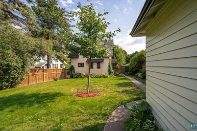 409 Maryland St, Duluth, MN 55803 - Photo 33