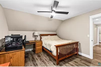2407 W 6th St, Duluth, MN 55806 - Photo 21