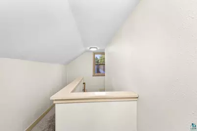 6002 Tioga St, Duluth, MN 55804 - Photo 39