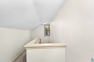 6002 Tioga St, Duluth, MN 55804 - Photo 39
