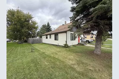 731 E Camp St, Ely, MN 55731 - Photo 3