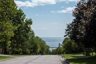 419 2nd Ave W, Grand Marais, MN 55604 - Photo 3