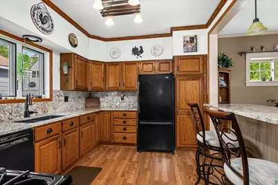 202 St. Paul Ave, Duluth, MN 55803 - Photo 23
