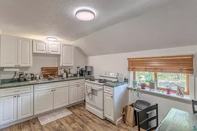 218 N 1st Ave, Ely, MN 55731 - Photo 17