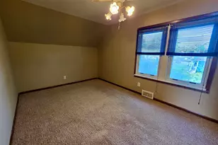 117 W Virginia Ave, Gilbert, MN 55741 - Photo 13