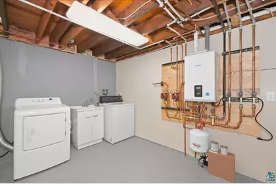 1309 E 7th St, Superior, WI 54880 - Photo 21