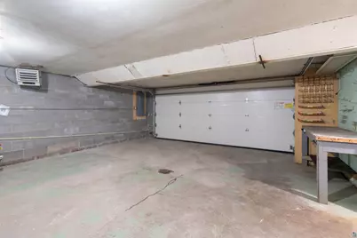 1634 Cliff Ave, Duluth, MN 55811 - Photo 31