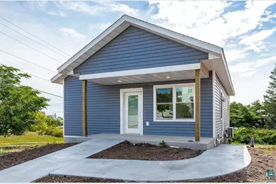 4 W 11th St, Duluth, MN 55806 - Photo 1