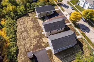 8 W 11th St, Duluth, MN 55806 - Photo 15