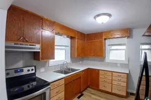 605 Commercial Ave, Sandstone, MN 55072 - Photo 9